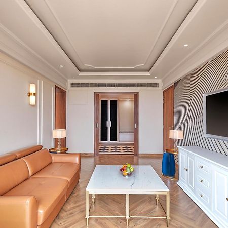 Doubletree By Hilton Benares Buitenkant foto