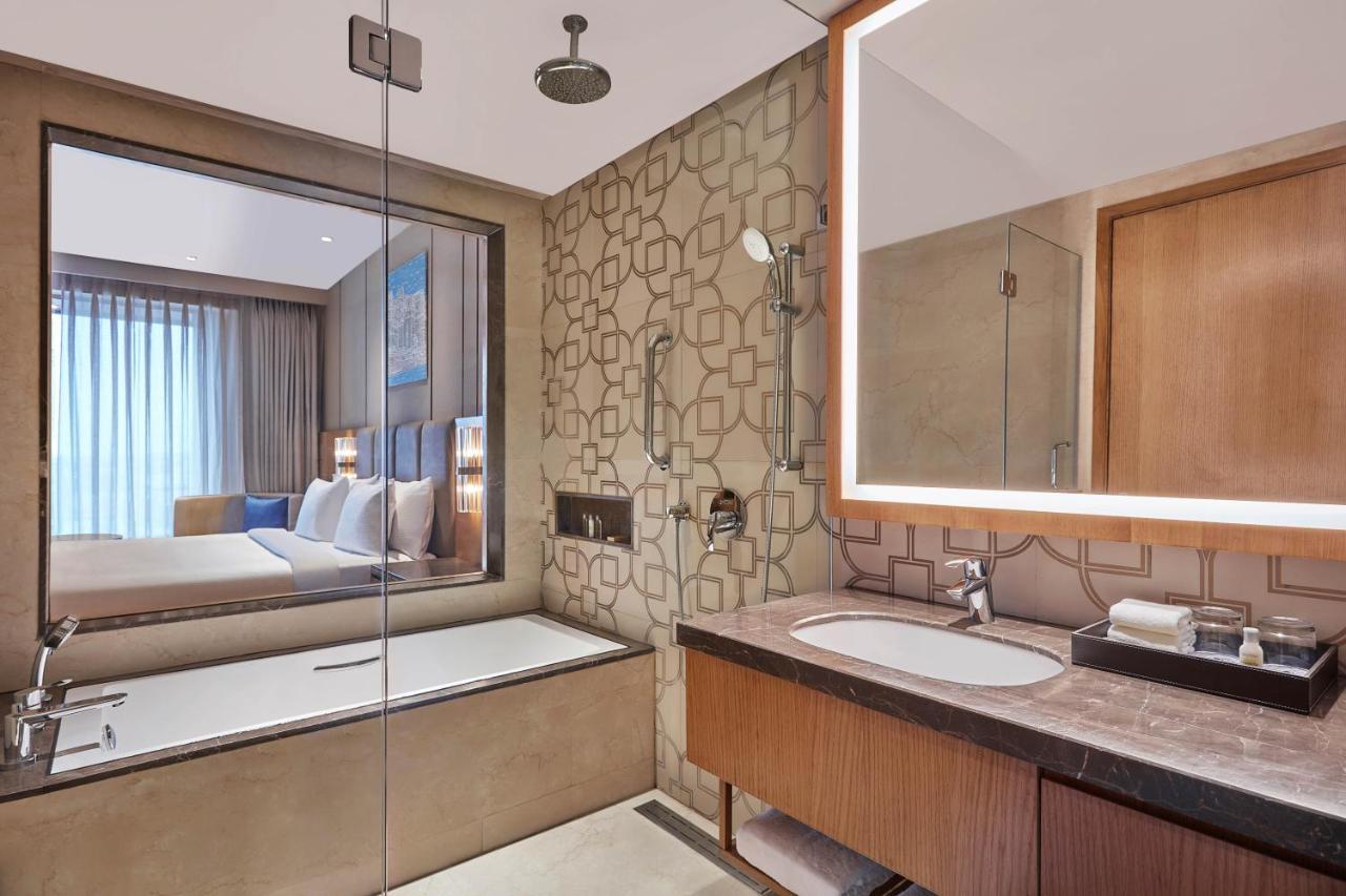 Doubletree By Hilton Benares Buitenkant foto